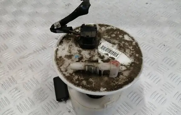 Suzuki Swift III In-tank fuel pump 1510052R01 HE0243815