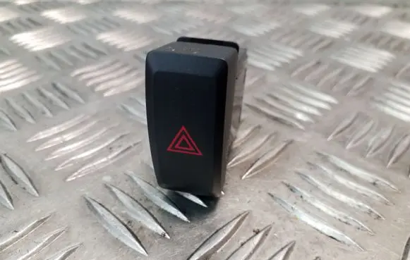 Mazda 6 Hazard light switch GKL1664H0
