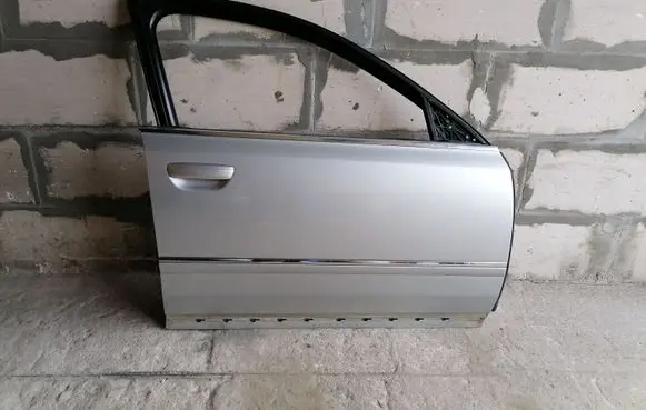 Audi A8 S8 D3 4E Front door