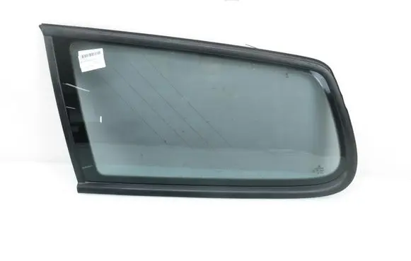 Volkswagen PASSAT B6 Rear side window 
