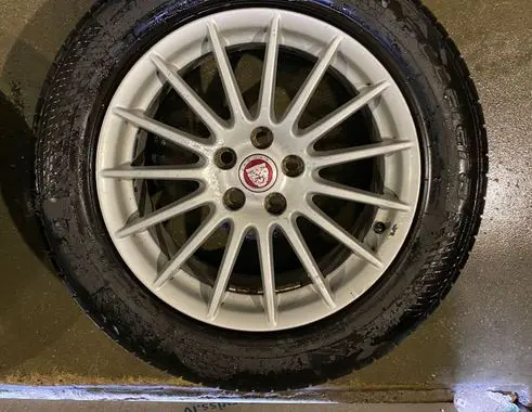 Jaguar XF R17 alloy rim 8X231007AB