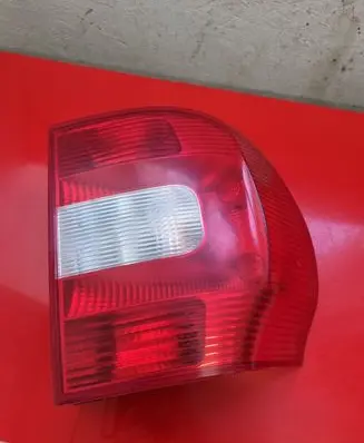 Skoda Yeti (5L) Rear/tail lights 5L0945095 5L0945111