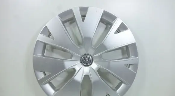 Volkswagen T-Cross R15 wheel hub/cap/trim 2GM601147B