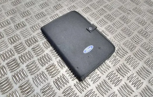 Ford Focus Owners service history hand book 