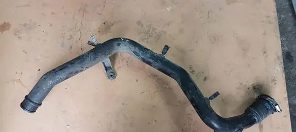 Audi Q7 4L Intercooler hose/pipe 7L6145795S