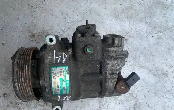 Volkswagen PASSAT B6 Air conditioning (A/C) compressor (pump) 1K0820803Q