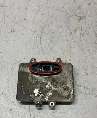 BMW 5 E60 E61 Headlight ballast module Xenon 5DV00900000