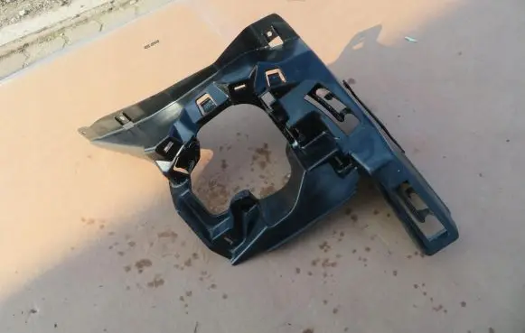 BMW 1 F20 F21 Front bumper mounting bracket