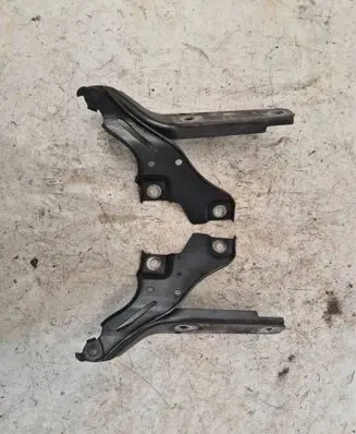 Volkswagen PASSAT B8 Engine bonnet/hood hinges 3G0823301