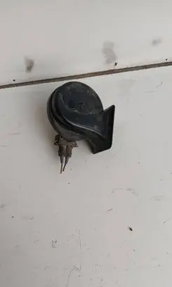 Volkswagen PASSAT B5 Horn signal