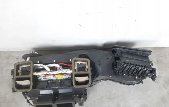 Mercedes-Benz CLS C218 X218 Interior heater climate box assembly 