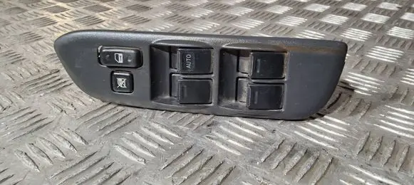 Toyota RAV 4 (XA20) Electric window control switch