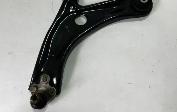 Toyota Yaris XP210 Front control arm