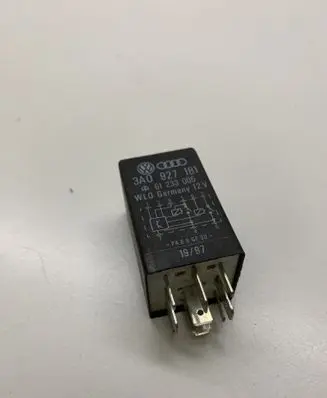 Audi A6 S6 C5 4B Other relay 3A0927181 175