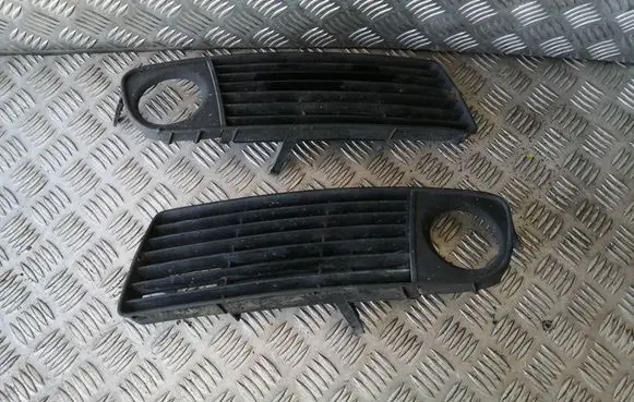 Audi A6 S6 C5 4B Front fog light trim/grill 4B0807681S