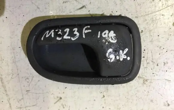 Mazda 323 F Rear door interior handle