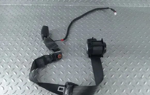 KIA Optima Middle seatbelt (rear) 898502T000VA
