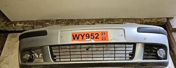 Volkswagen Golf V Front bumper 1k0807221