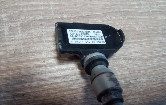 Chrysler 300 - 300C Tire pressure sensor 