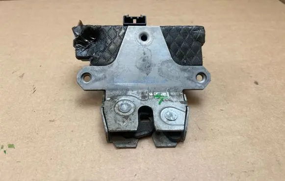 Land Rover Freelander Tailgate/trunk/boot lock/catch/latch 6H52A442A66AB