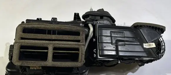 Ford Mustang VI Interior heater climate box assembly FR3B19B555DS