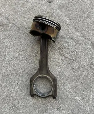 BMW 1 E81 E87 Piston with connecting rod