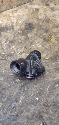 BMW 3 E90 E91 Thermostat 162837