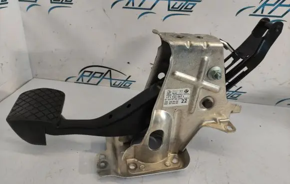 Brake pedal
