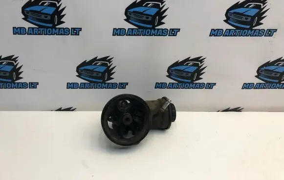 Toyota Avensis T250 Power steering pump