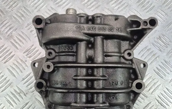 Mercedes-Benz C W204 Balance shaft A6460100236