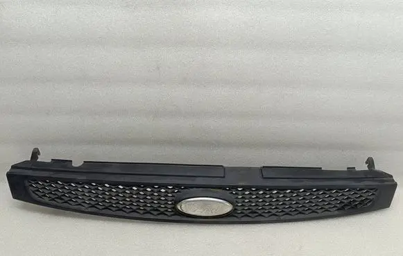 Ford Fiesta Front grill 2S618200 C8L6A