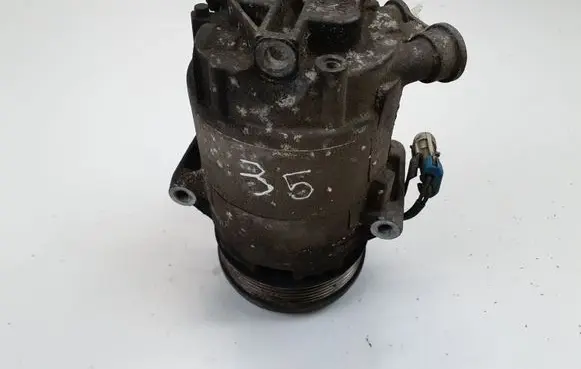 Opel Zafira A Air conditioning (A/C) compressor (pump) 24464152