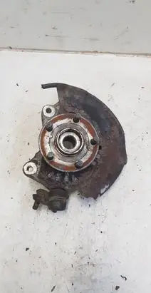 Toyota Prius (XW30) Front wheel hub