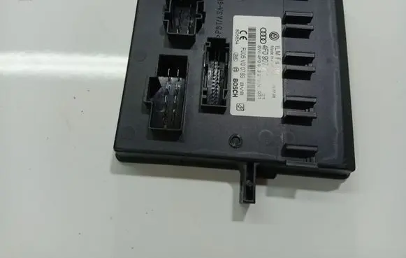 Audi A6 S6 C6 4F Comfort/convenience module 4F0907279