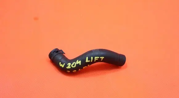 Mercedes-Benz C W204 Engine coolant pipe/hose 2048301996