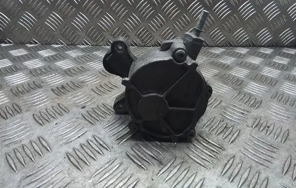 Volvo S40 Vacuum pump D1651C1