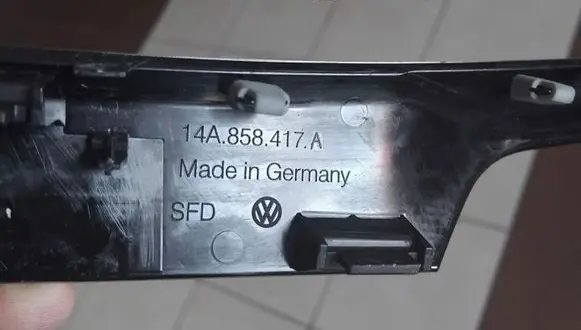 Volkswagen ID.7 Dashboard center trim panel 14A858417A