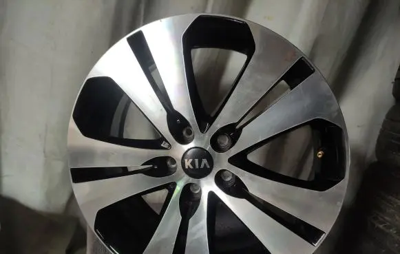 KIA Ceed R18 alloy rim 529103U350