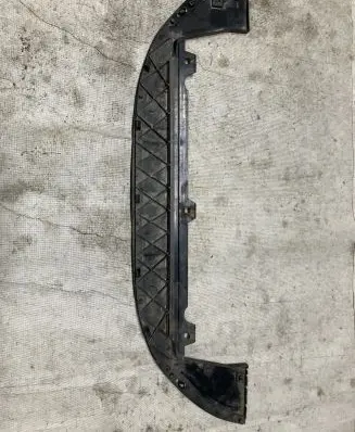 Volvo XC60 Front bumper skid plate/under tray 31290864