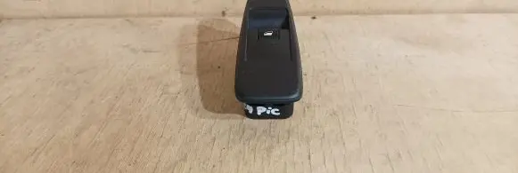 Citroen C4 I Picasso Electric window control switch 96639377ZD