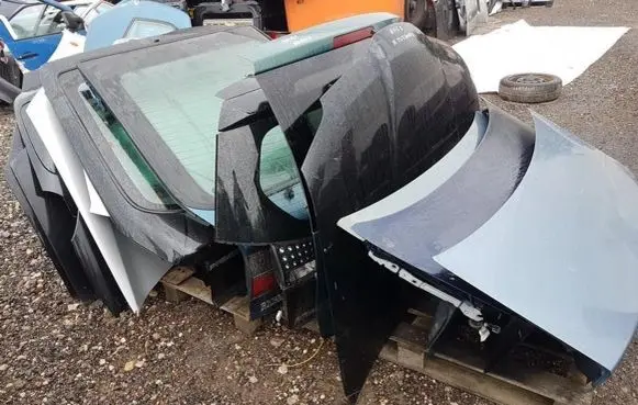 Peugeot 406 Tailgate/trunk/boot lid melynas
