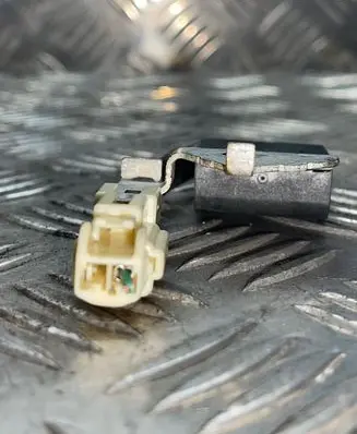 Toyota Avensis T250 Antenna control unit 88002 90080 250200