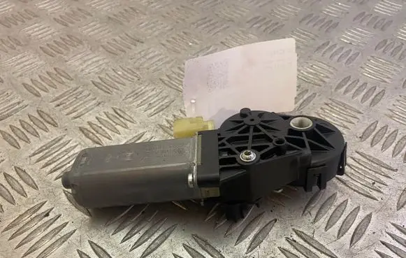 Land Rover Discovery 5 Seat adjustment motor C74164100 0390203692