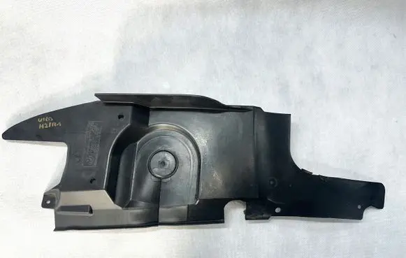 BMW 5 E39 Intake resonator 51718188818