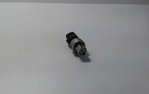Ford Focus Air conditioning (A/C) pressure sensor 190594AA