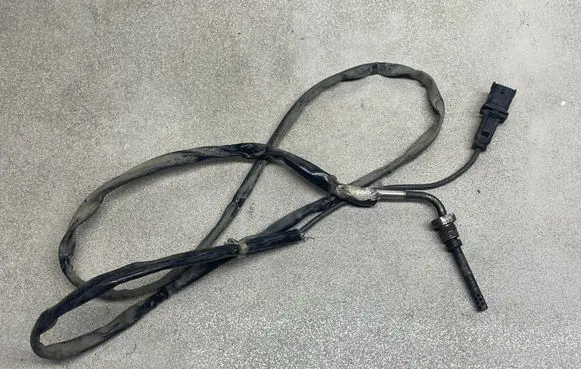 Opel Zafira B Exhaust gas temperature sensor 55558578