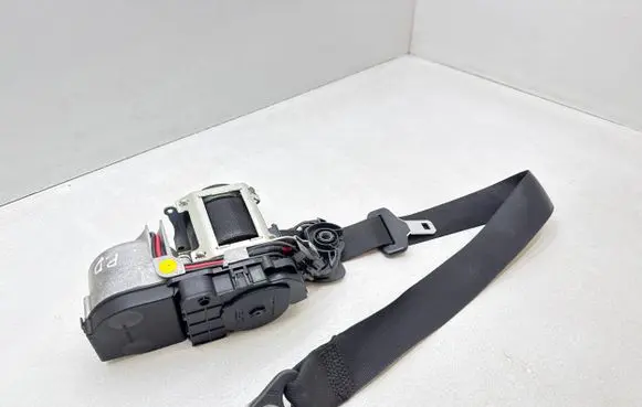 Mercedes-Benz S W221 Front seatbelt A2218603285