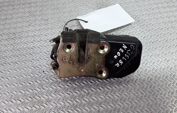 Chrysler Neon II Rear door lock