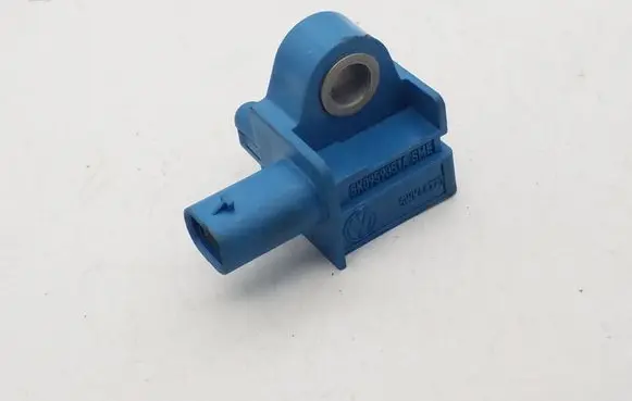 Volkswagen Jetta VI Airbag deployment crash/impact sensor 5K0959351A 5WK44270
