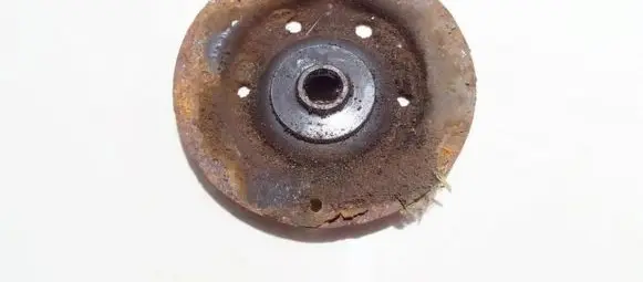 Coil spring mount